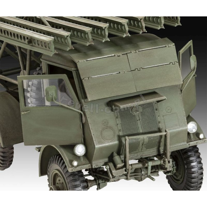 REVELL 1/35 W.O.T. 8 BM-13-16 KATYUSHA/CARGO (03338)