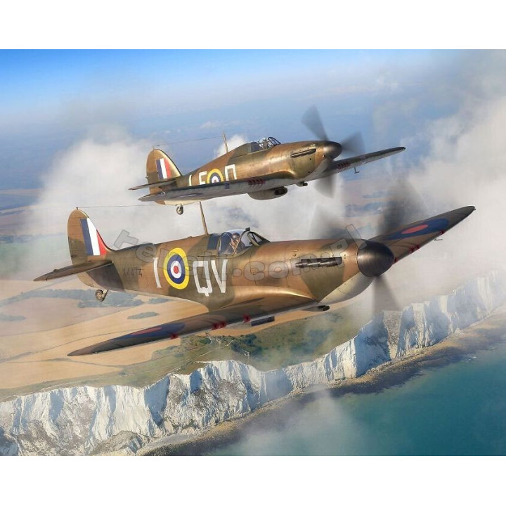 REVELL 1/144 SPITFIRE Mk.Ia & HURRICANE Mk.I (03771)
