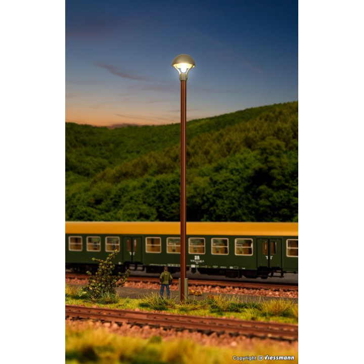 VIESSMANN 6962 TT Lampa peronowa LED