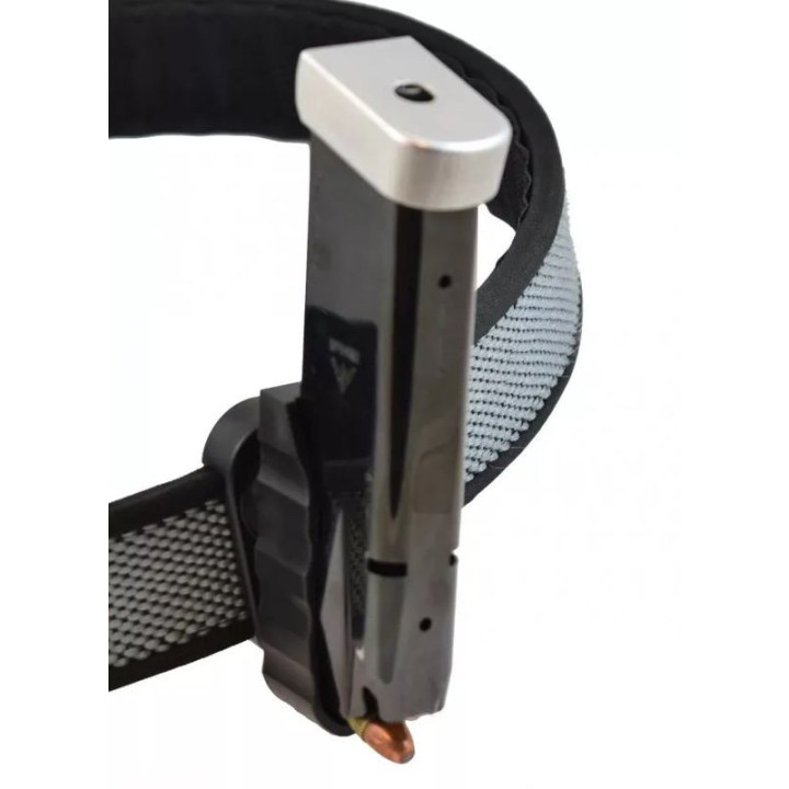 DAA Magnetic Pouch (102242) Bullets-Out Magnetic Pouch Small