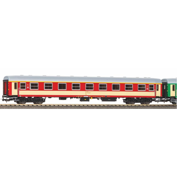 PIKO 28320 NÁKLADNÍ VŮZ 1. + 2. třídy PKP IC ep.VI - sada 2 vozů