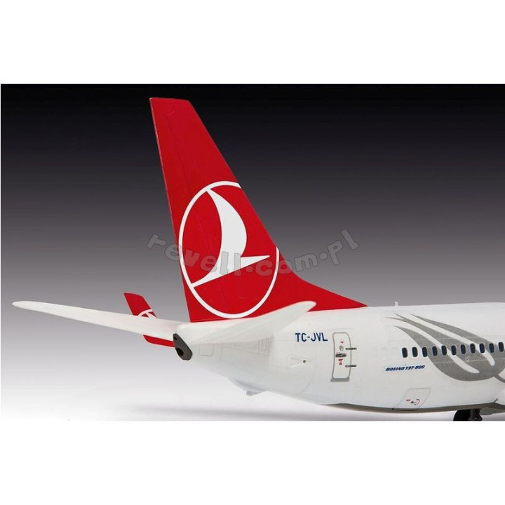REVELL 1/144 BOEING 737-800 TURKISH      AIRLINES MODEL SET (63772)