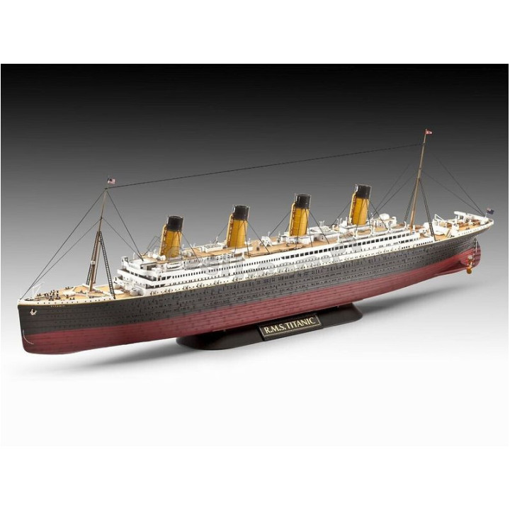 REVELL 1/700 ZESTAW UPOMINKOWY R.M.S.    TITANIC (05727)