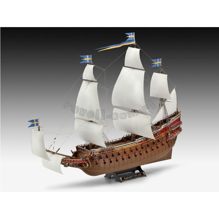 REVELL 1/150 Swedish Regal S. Vasa       (05414)