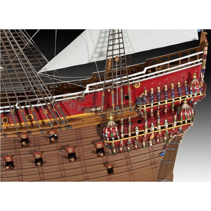 REVELL 1/150 Swedish Regal S. Vasa       (05414)