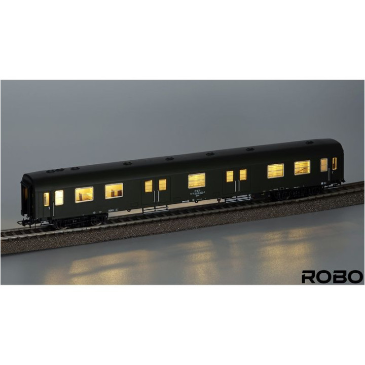 ROBO 280011 BAGGAGE WAGON TYPE 209C PKP STATION SZCZECIN (with older type lighting)