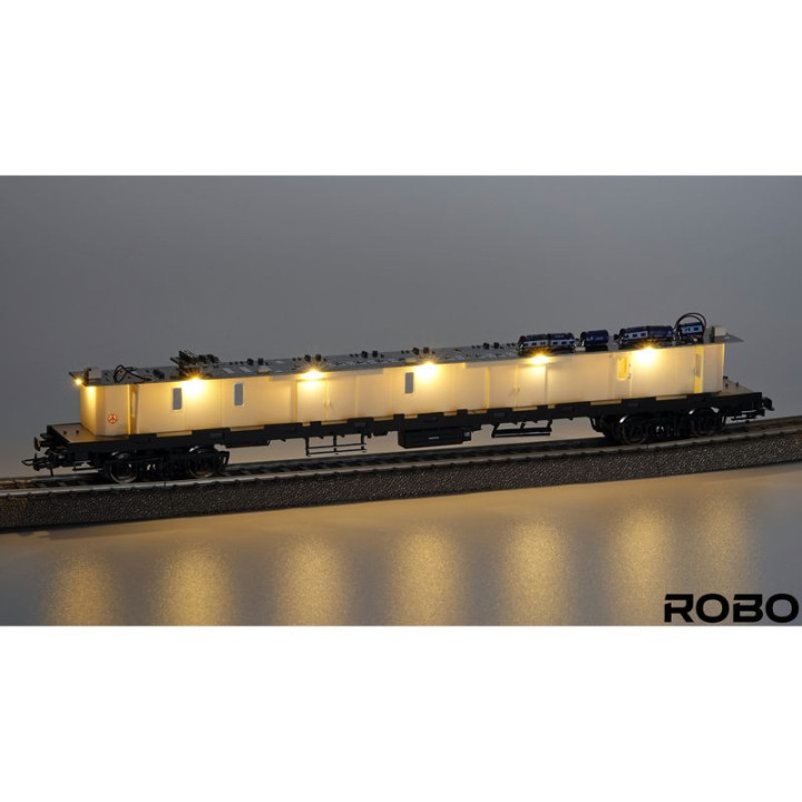 ROBO 280011 BAGGAGE WAGON TYPE 209C PKP STATION SZCZECIN (with older type lighting)