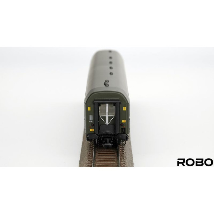 ROBO 280011 BAGGAGE WAGON TYPE 209C PKP STATION SZCZECIN (with older type lighting)