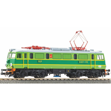 PIKO 96358 ELECTRIC LOCOMOTIVE EU07 PKP ep.V + DSS PluX22