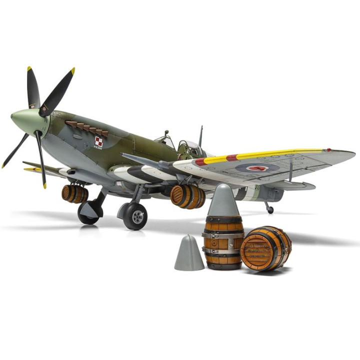 AIRFIX 1/24 Supermarine Spitfire Mk.IXc - Flying Dray (17001A) + GRATIS