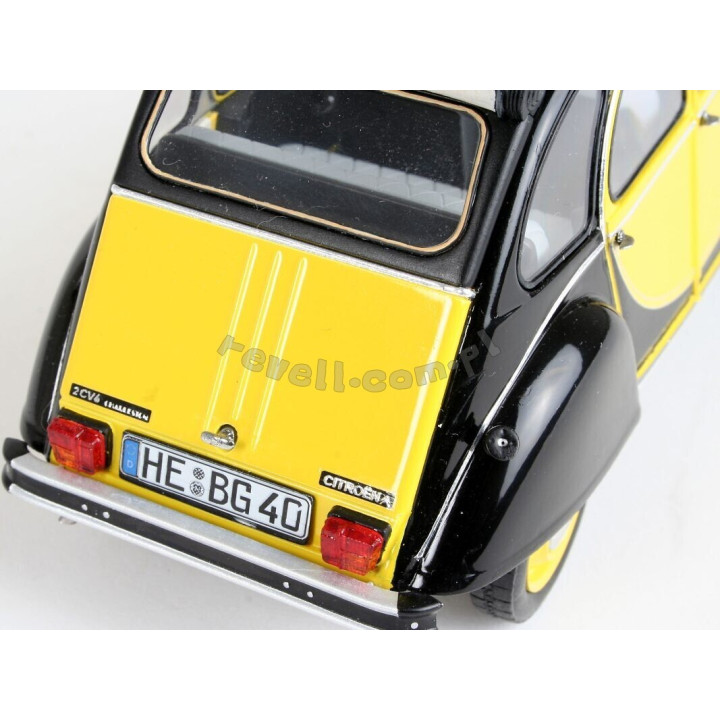 REVELL 1/24 CITROEN 2Cv CHARLESTON MODEL SET (67095)