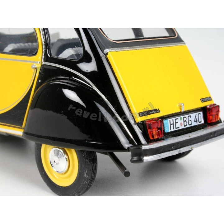 REVELL 1/24 CITROEN 2Cv CHARLESTON MODEL SET (67095)