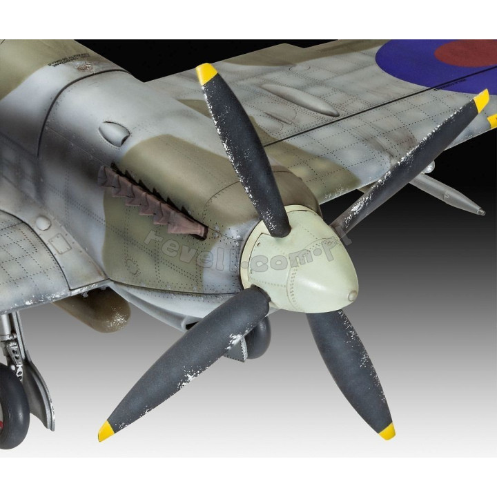 REVELL 1/32 SUPERMARINE SPITFIRE MK IXC (03927)