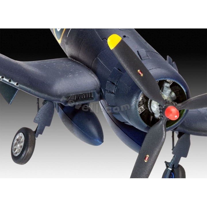 REVELL 1/72 VOUGHT FG-1D CORSAIR ROYAL NAVY (03917)