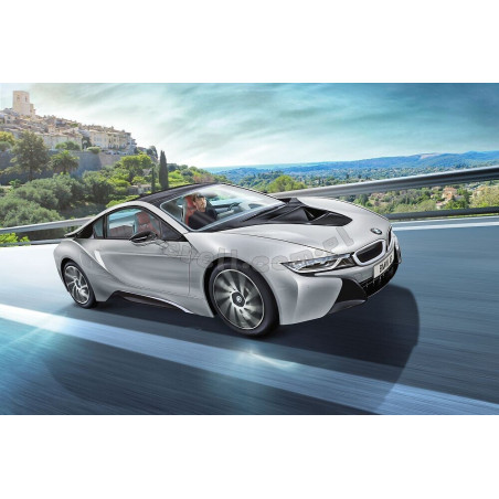 REVELL 1/24 BMW I8 MODEL SET (67670)