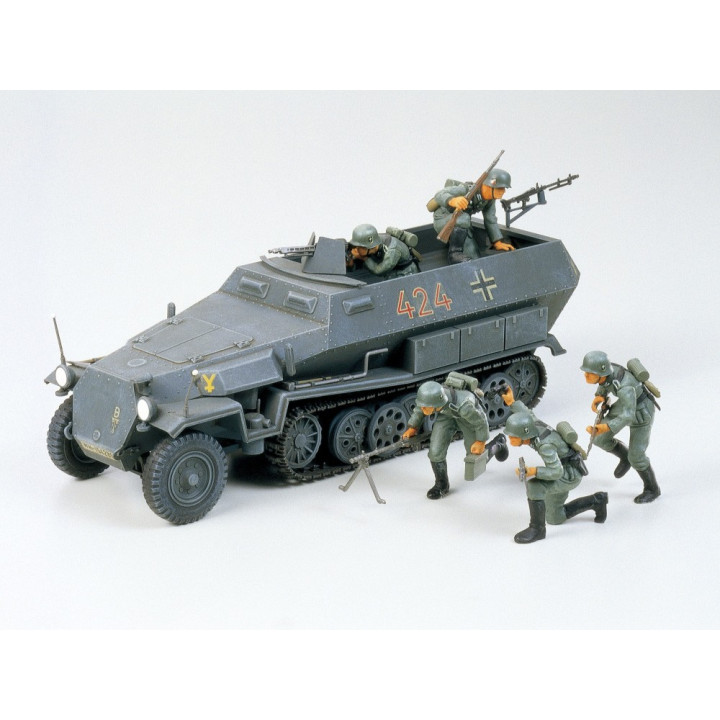 TAMIYA 1/35 NĚMECKÝ HANOMAG Sdkfz 251/1 (35020)