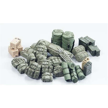 TAMIYA 1/35 MODERN US MILITARY EQUIPMENT SET35266