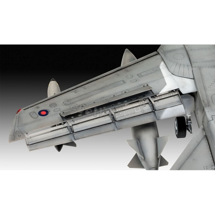 REVELL 1/48 TORNADO GR.4 "FAREWELL" (03853)