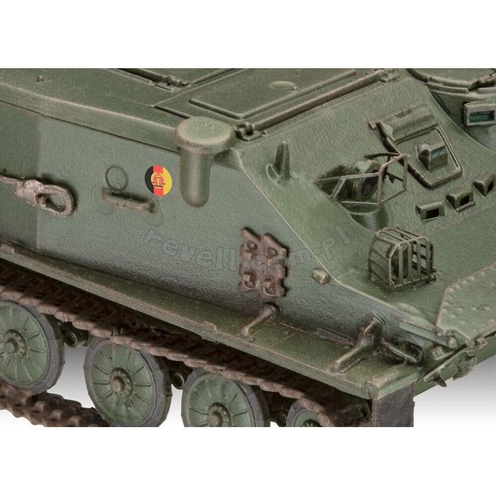 REVELL 1/72 BTR - 50KS (03313)