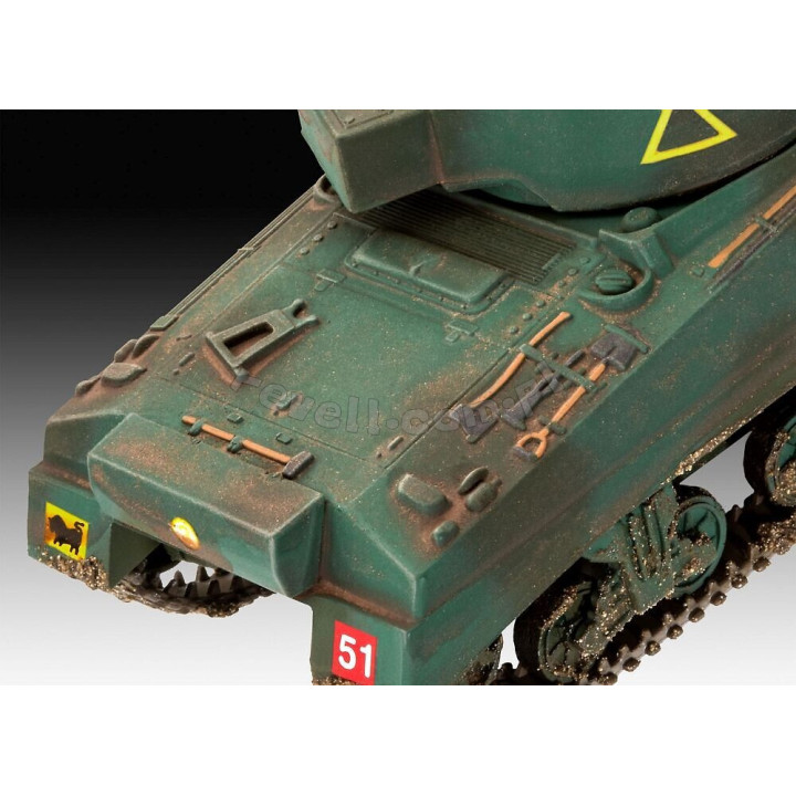 REVELL 1/76 SHERMAN FIREFLY - FIRST DIORAMA SET (03299)