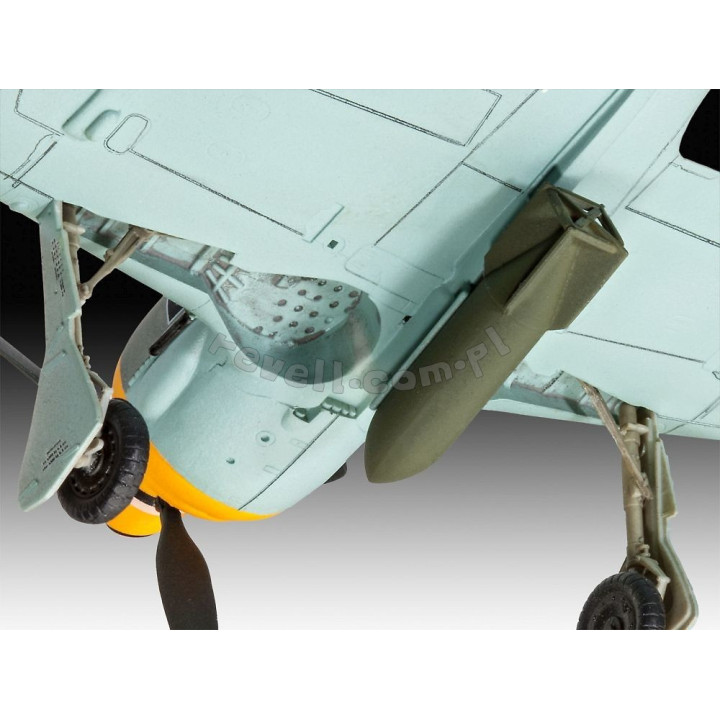 REVELL 1/72 FOCKE WULF FW190 F-8 (03898)