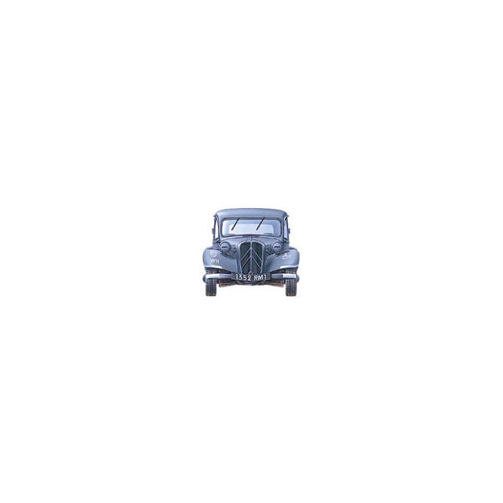 TAMIYA 1/48 CITROEN TRACTION 11CV ŠTÁBNÍ VŮZ