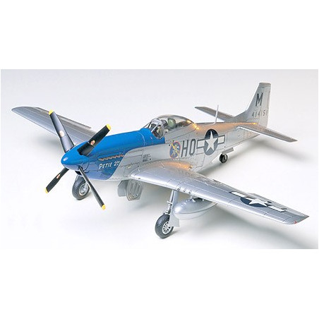 TAMIYA 1/48 NORTH AMERICAN P-51D MUSTANG 8th AF (61040)