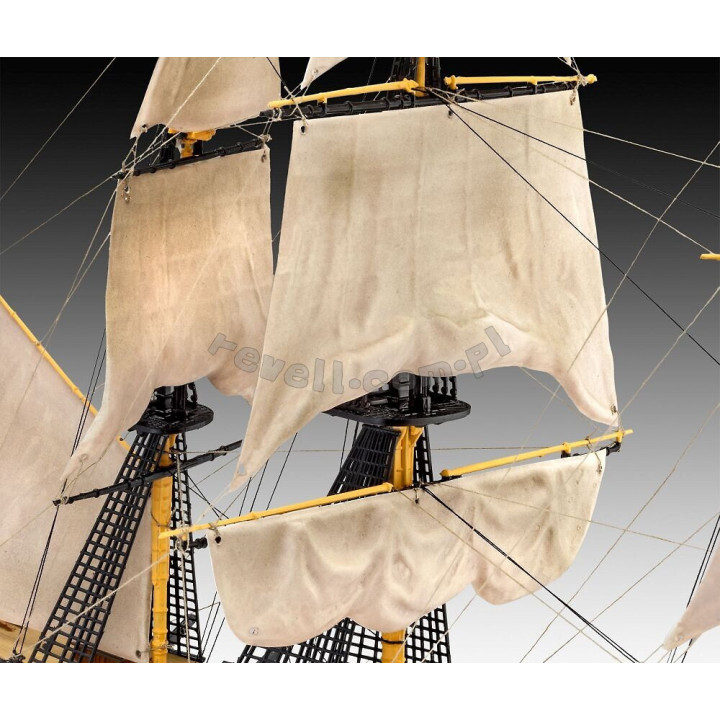 REVELL 1/225 H.M.S. VICTORY (05408)