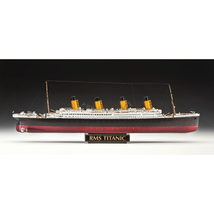 REVELL 1/400 R.M.S. TITANIC - 100 YEARS (05715)