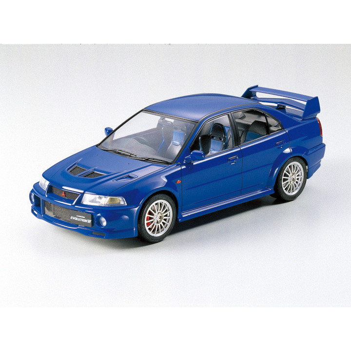 TAMIYA 1/24 MITSUBISHI LANCER EVOLUTION VI (24213)