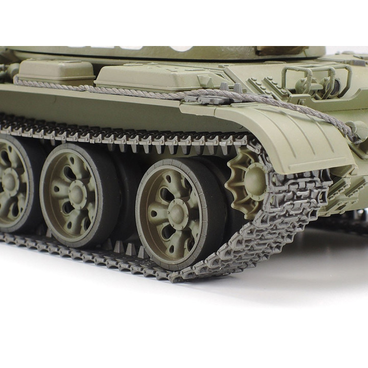 TAMIYA 1/48 RUSKÝ STŘEDNÍ TANK T-55 (32598)