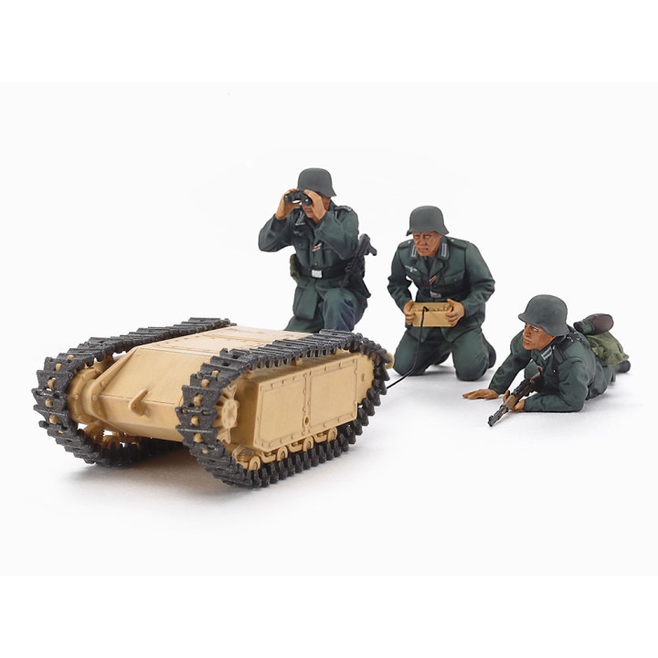 TAMIYA 1/35 GERMAN ASSAULT PIONIEER TEAM WITH GOLIATH SET (35357)