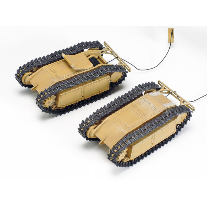TAMIYA 1/35 GERMAN ASSAULT PIONIEER TEAM WITH GOLIATH SET (35357)