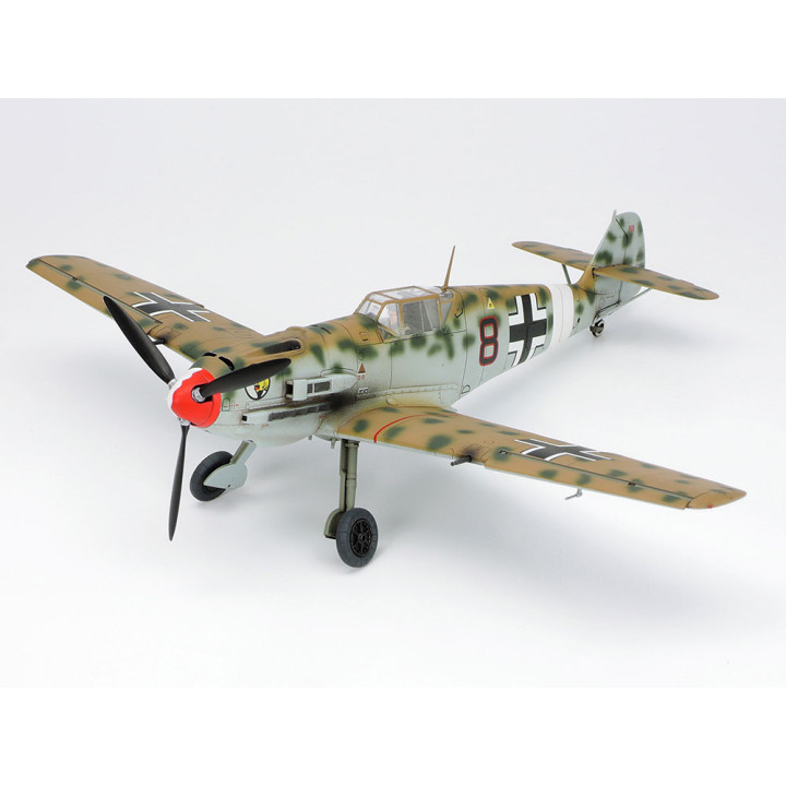 TAMIYA 1/48 MESSERSCHMITT Bf 109E - 4/7  TROP (61063)