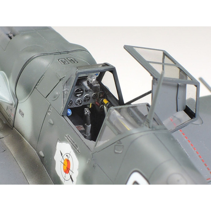 TAMIYA 1/48 MESSERSCHMIT Bf 109 G-6      (61117)