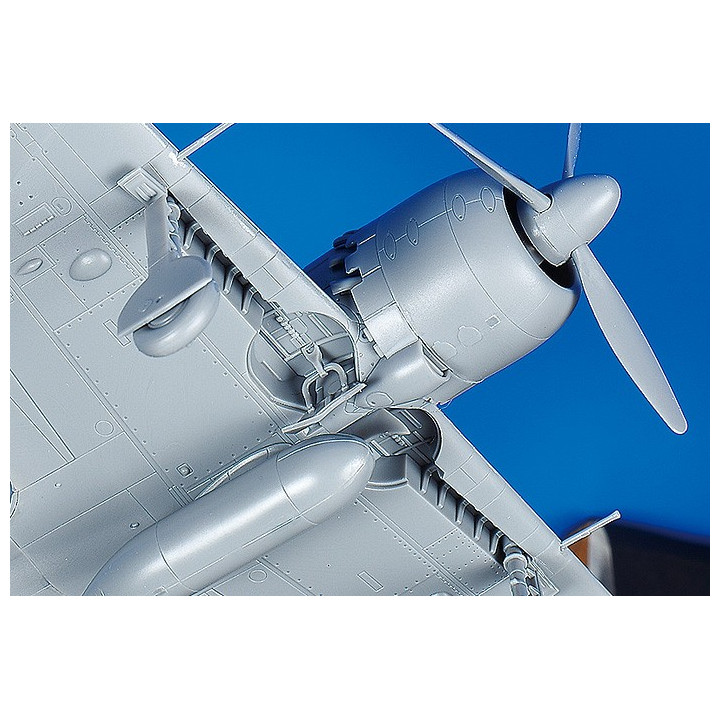 TAMIYA 1/72 MITSUBISHI A6M5 ZERO FIGHTER / ZEKE (60779)