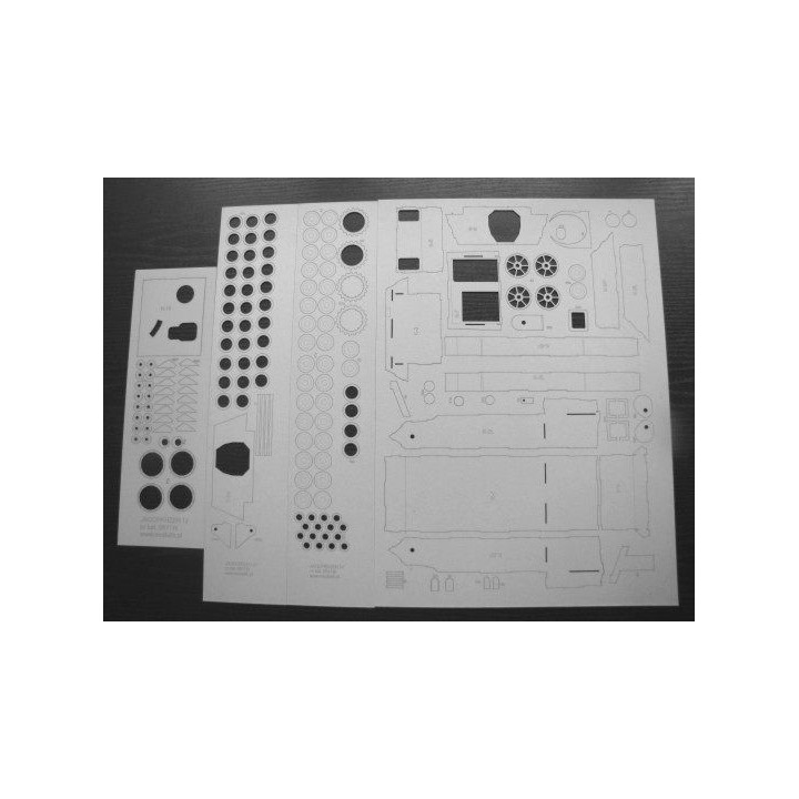 MODELIK TANK JAGDPANZER IV Ausf.F LASER (0611W)