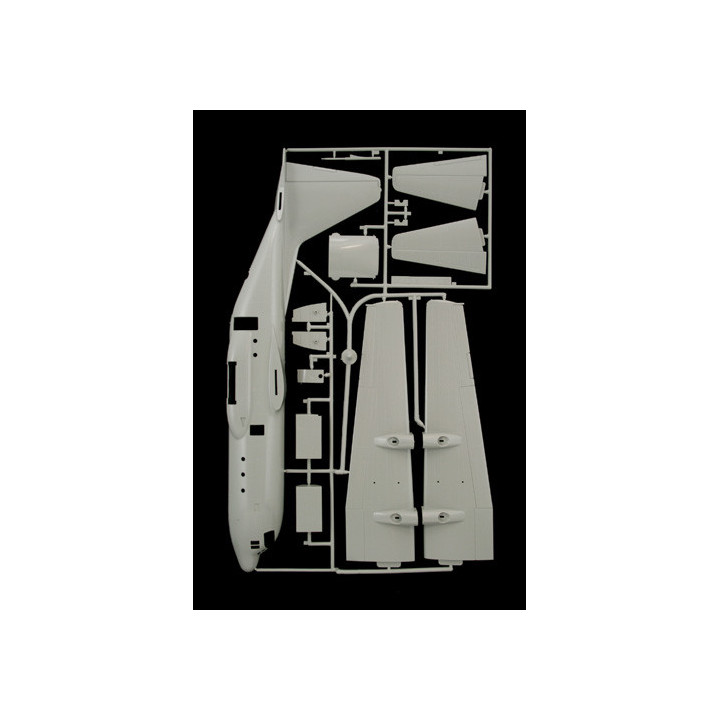 ITALERI 1/72 C-130 E/H HERCULES (0015)
