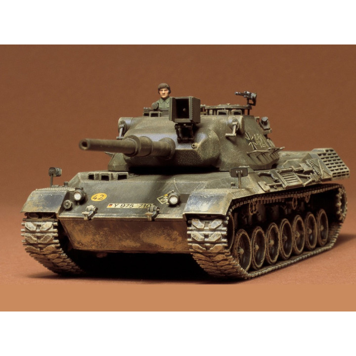 TAMIYA 1/35 ZÁPADONĚMECKÝ TANK LEOPARD 35064