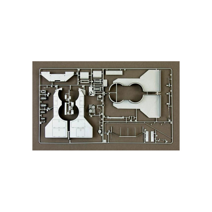 ITALERI 1/24 AMERICKÝ NÁKLADNÍ VŮZ (3825)