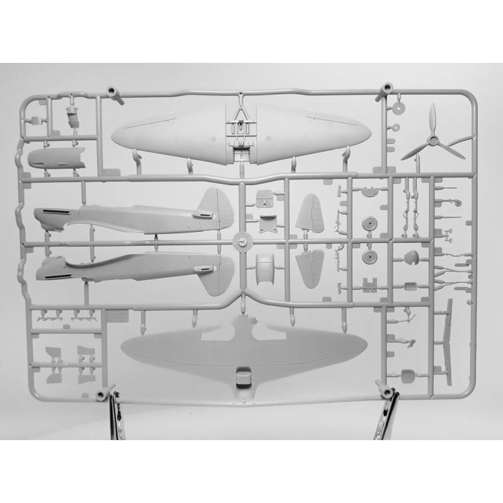 ARMA HOBBY 1/72 JAK-1B SOVIET ACES (70030)