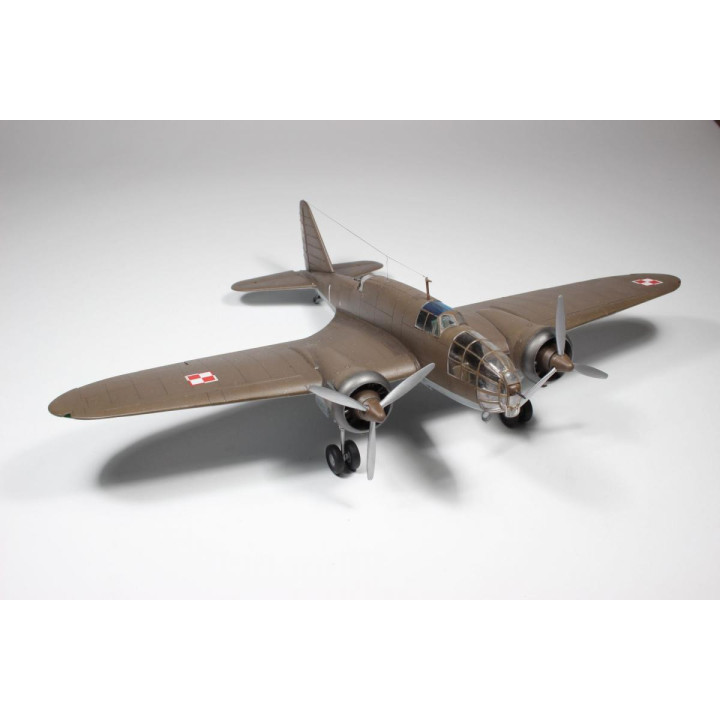 IBG 1/72 SAMOLOT ŁOŚ PZL 37A POLISH MEDIUM BOMBER (72511)