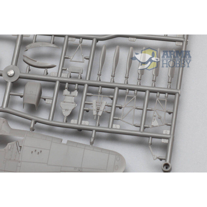 ARMA HOBBY 1/72 HURRICANE MK.I NAVY COLORS MODEL KIT (70022)