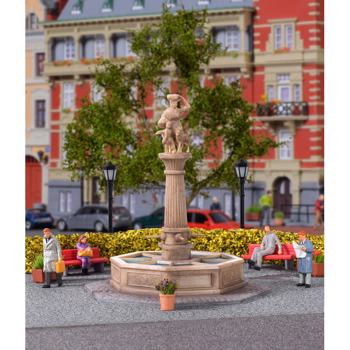 KIBRI 38151 H0 FONTANNA Z RZEŹBĄ