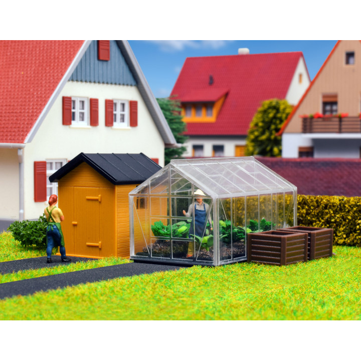 KIBRI 38144 H0 DOMÁCÍ SKLENÍKY A ZAHRADNÍ PŘÍSLUŠENSTVÍ