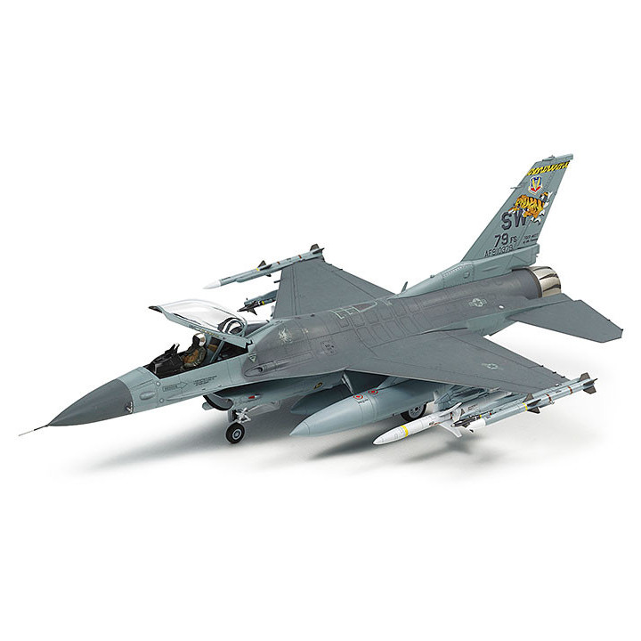 TAMIYA 1/72 LOCKHEED MARTIN F-16CJ FIGHTING FALCON w/FULL EQUIPMENT (60788)