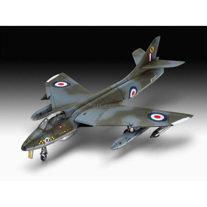 REVELL 1/144 HAWKER HUNTER FGA.9 (03833)