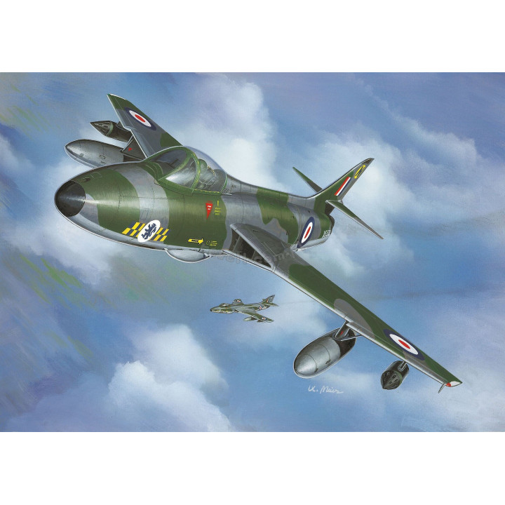 REVELL 1/144 HAWKER HUNTER FGA.9 (03833)