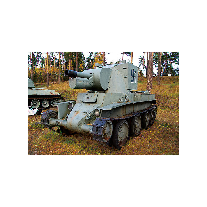 TAMIYA 1/35 FINNISH ARMY ASSAULT GUN BT-42 (35318)