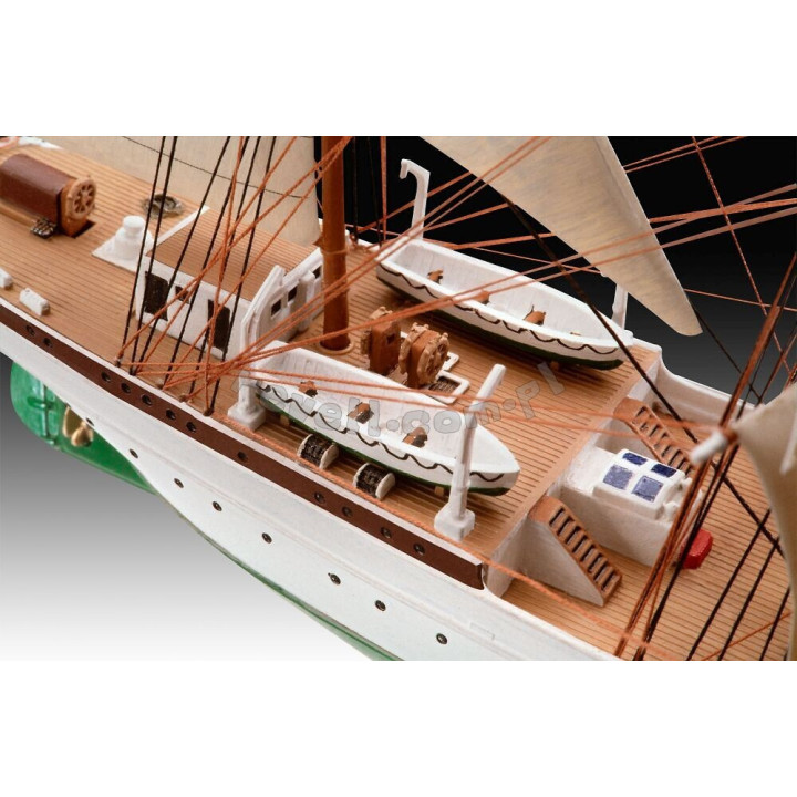 REVELL 1/350 GORCH FOCK (05432)